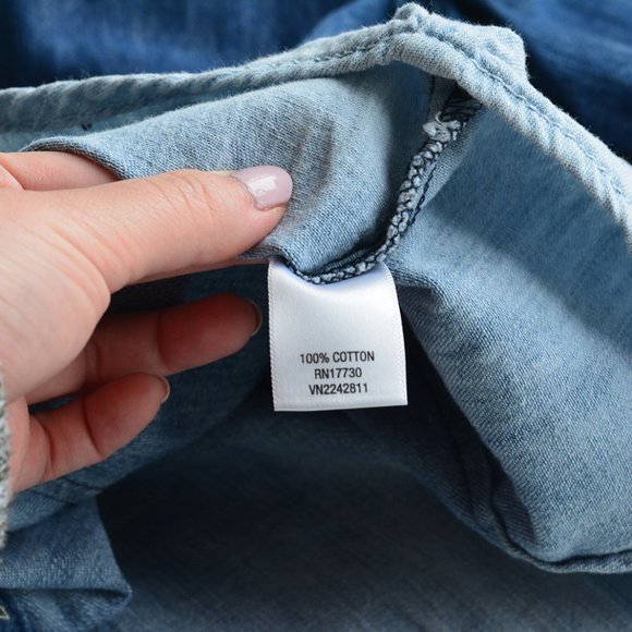 3/$30 - Target Ombre Denim Shirt - Picture 6 of 6